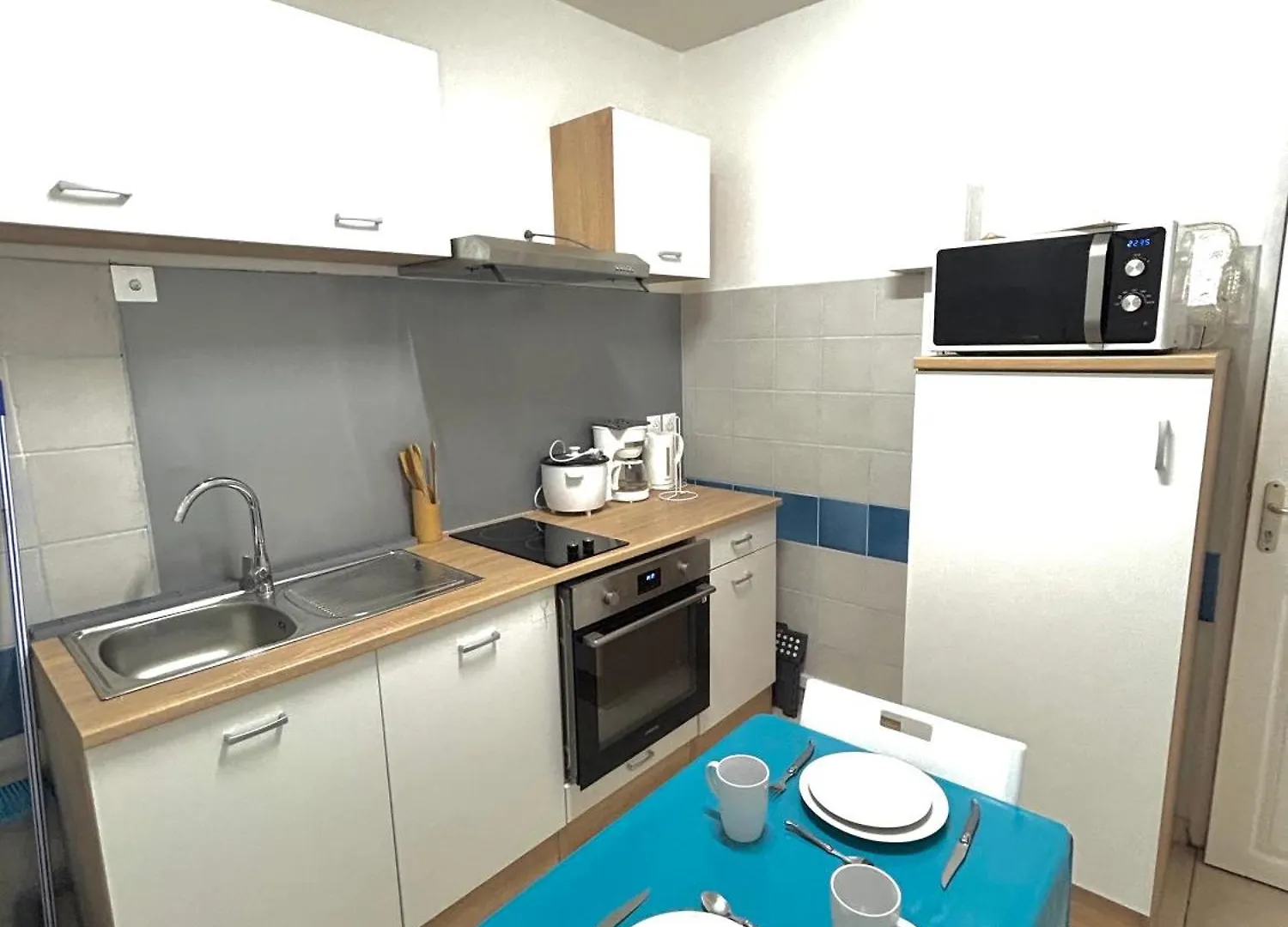 Charmant Bas De Villa Partage Les Abymes Privat bolig